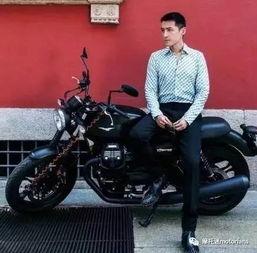 喜欢摩托的明星,那些驰骋赛道与荧幕的明星风采