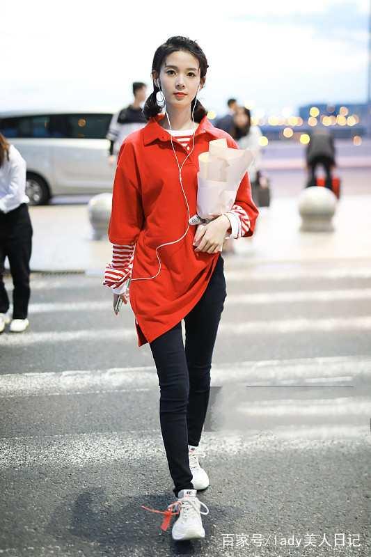 女明星穿衣搭配,女明星们的时尚搭配解析