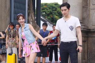 明星街头节目,星光熠熠，互动无限